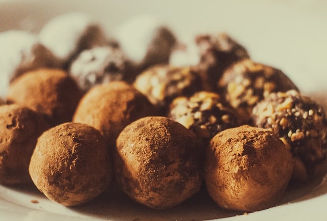 Cinnamon and Cayenne Chocolate Truffles