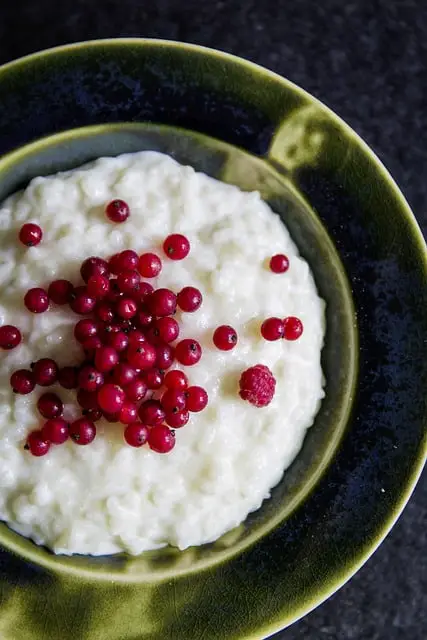 Turmeric and Cardamom Rice Pudding Recipe